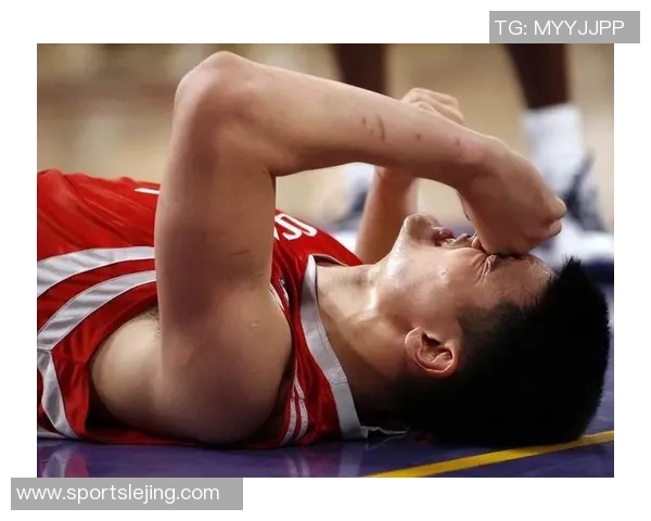 姚明打字的趣事与挑战：从篮球巨星到键盘高手的转变之路