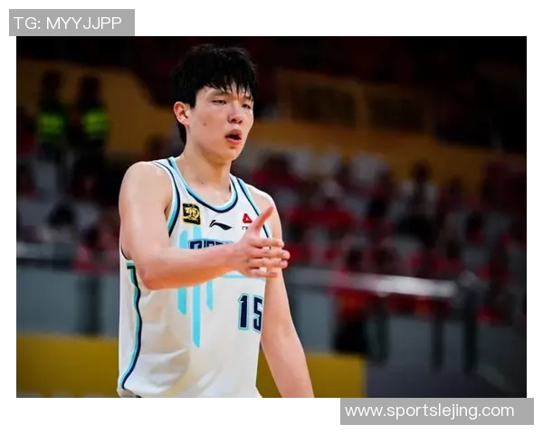 杨嘉宾与姚明的友谊故事探讨与中国篮球的未来发展之路