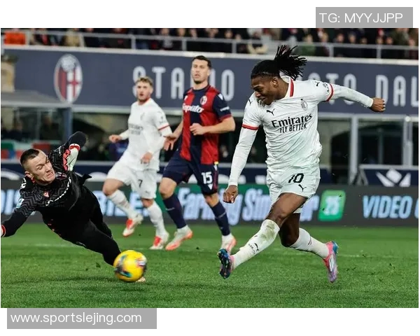 意甲精彩对决AC米兰逆转巴萨战术解析引发全场热议 意甲精彩对决AC米兰逆转巴萨战术解析引发全场热议