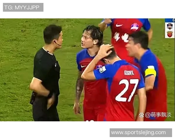 那不勒斯友谊赛大胜波尔图五球争议判罚引发全场热议