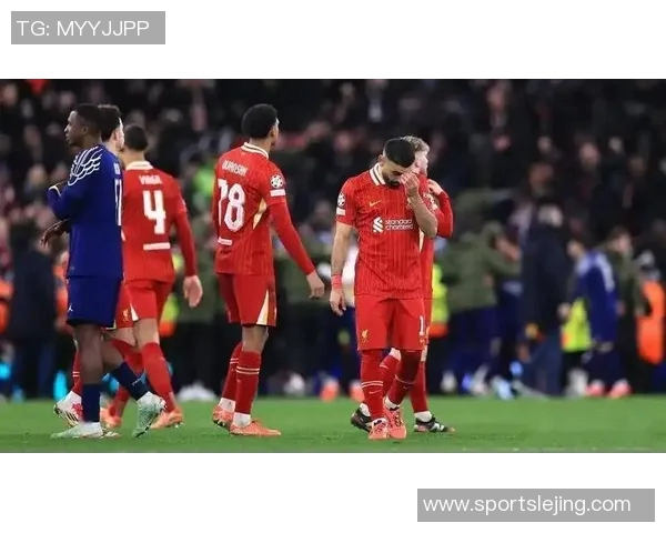 友谊赛精彩回顾：里昂大胜利物浦绝杀瞬间点燃全场热情